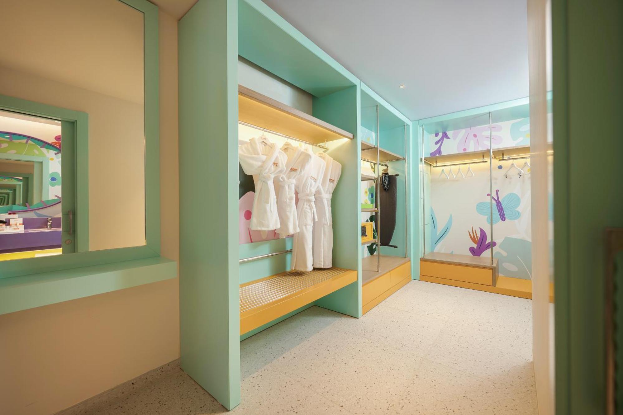 The Land Of Legends Nickelodeon Hotel Antalya Белек Екстериор снимка