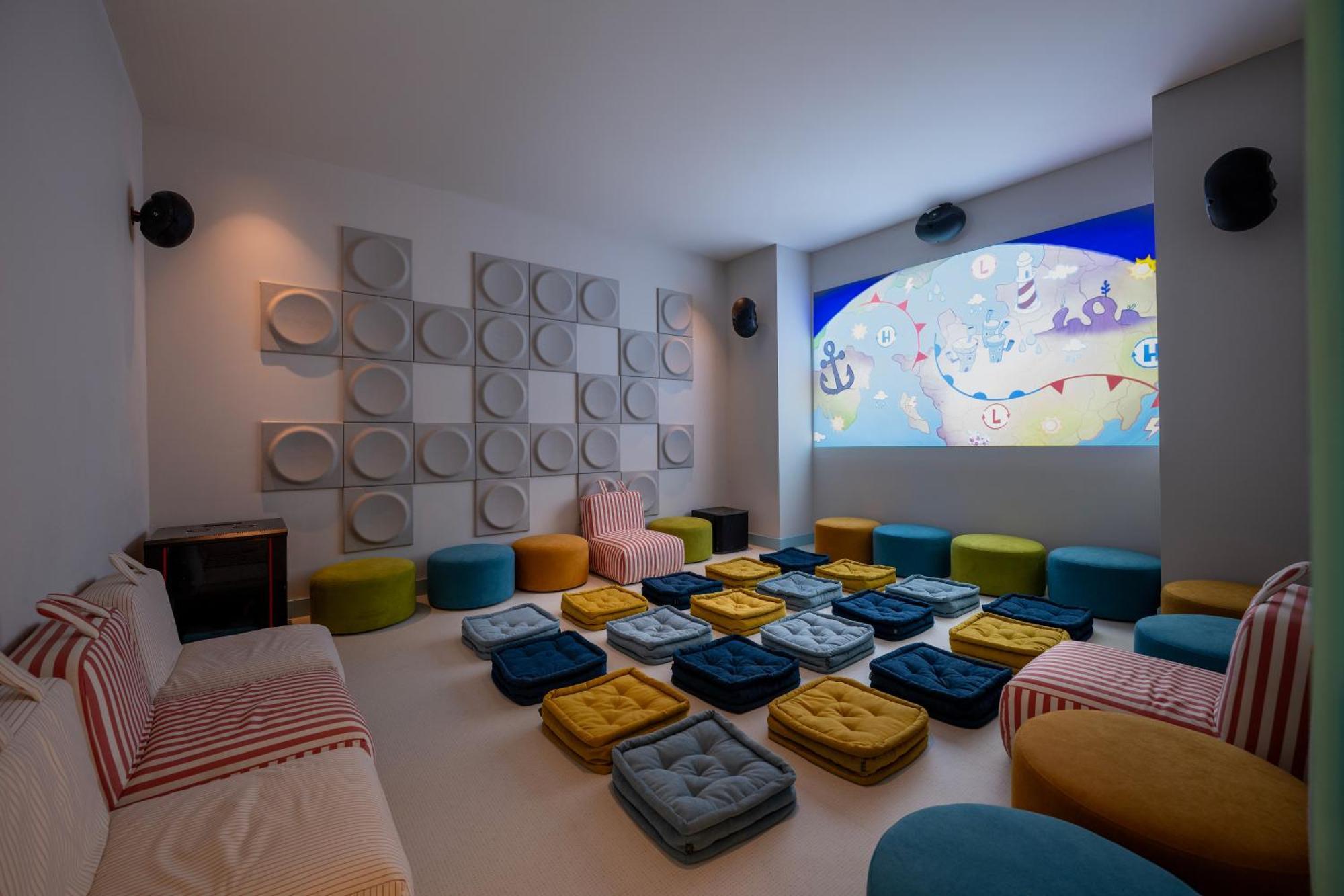 The Land Of Legends Nickelodeon Hotel Antalya Белек Екстериор снимка